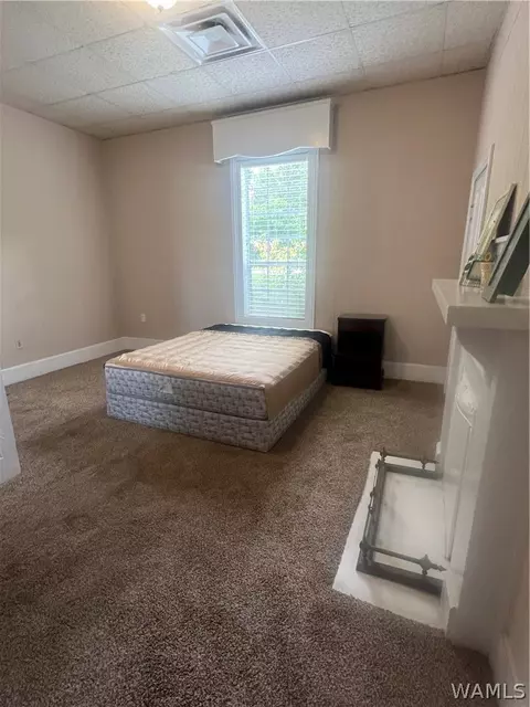 Bedroom - 305 8th St N, Clanton, AL 35045 photo 5 of 6