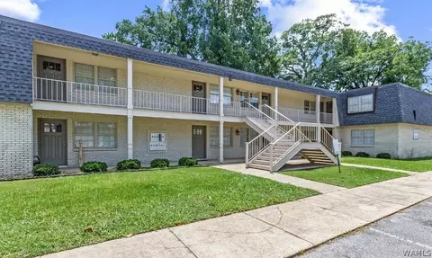 619 15th Ave #A, Tuscaloosa, AL 35401