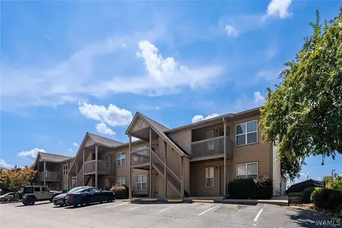 210 15th St E #4, Tuscaloosa, AL 35401