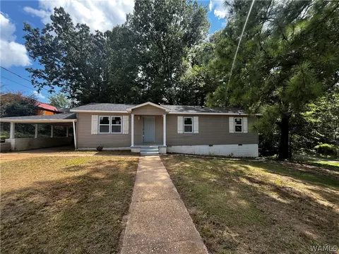 5811 15th St E, Cottondale, AL 35453