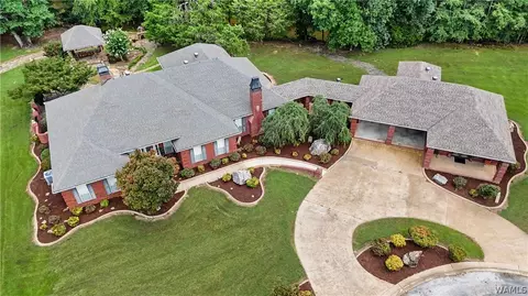 85 Rivercrest Dr, Fayette, AL 35555