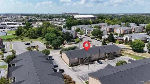 210 15th St E #36, Tuscaloosa, AL 35401
