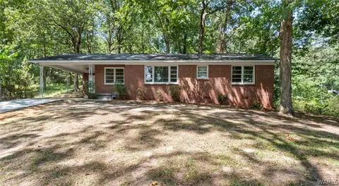 4534 River Oak Dr, Northport, AL 35473