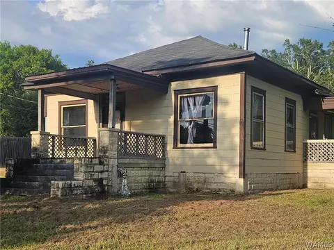 423 NE 4th Ave, Gordo, AL 35466