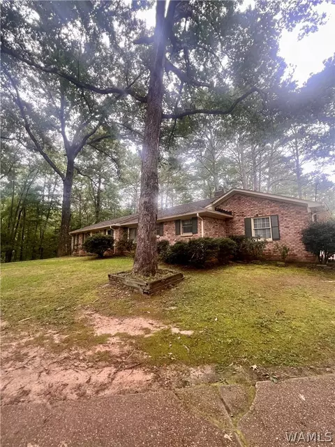 5210 Indian Springs Ave, Northport, AL 35473
