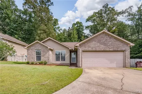 5330 Blackstone Ln, Northport, AL 35473