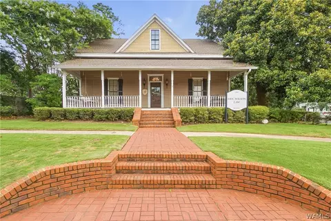 1902 8th St, Tuscaloosa, AL 35401