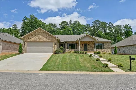 5200 Summerfield Dr E, Tuscaloosa, AL 35404