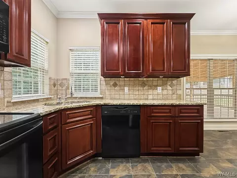 Kitchen - 12722 Alpine Cir, Lake View, AL 35111 photo 5 of 5