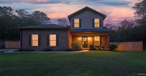 15174 Green Cir, Northport, AL 35475