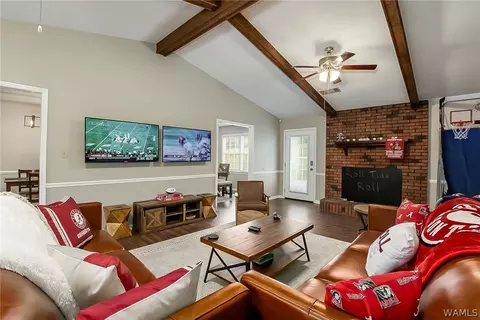 4412 2nd Ave E, Northport, AL 35473