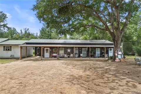 16207 Wyatt Ln, Moundville, AL 35474