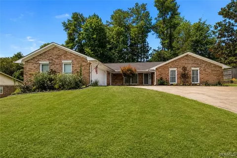 6136 Woodcrest Dr, Tuscaloosa, AL 35405