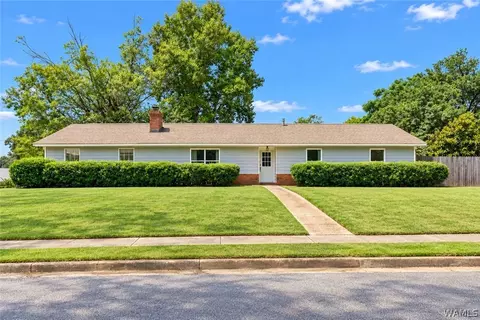 11410 Fairwood Ave, Northport, AL 35475