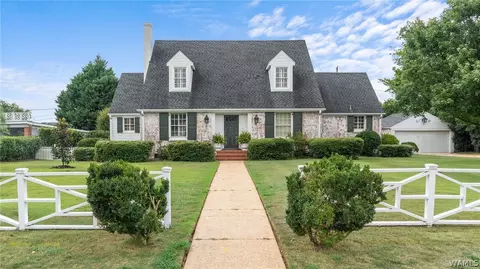 51 The Downs, Tuscaloosa, AL 35401