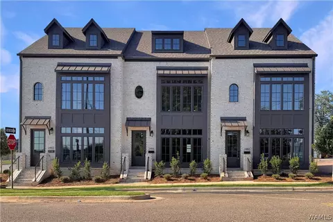 2486 14th St, Tuscaloosa, AL 35401