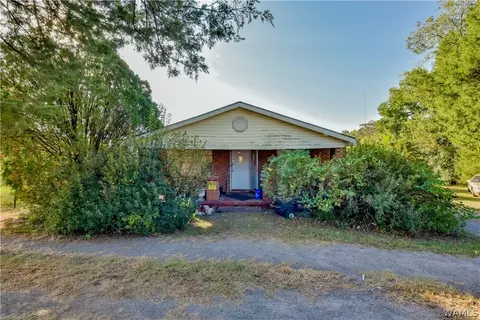 955 Rice Mine Rd, Northport, AL 35476
