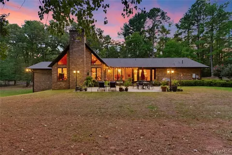 10765 Thomas Rd, Tuscaloosa, AL 35405