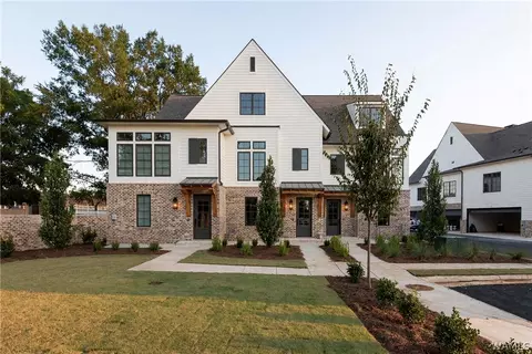 615 5th St NE, Tuscaloosa, AL 35404