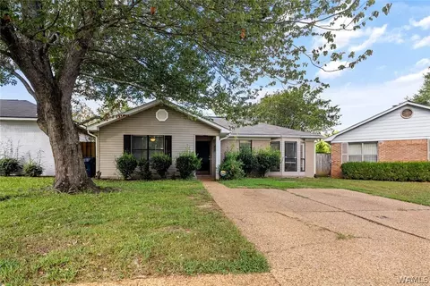 1016 Vineyards Dr, Tuscaloosa, AL 35406