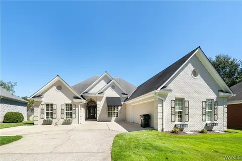 912 Lynn Oaks St, Tuscaloosa, AL 35406