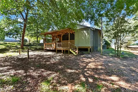 314 Indian Hill Rd, Moundville, AL 35474