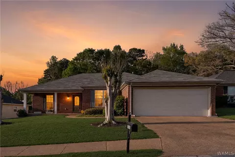 2020 Cross Creek Dr, Tuscaloosa, AL 35404