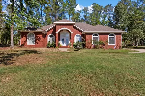 15857 Edwardian Dr, Northport, AL 35475