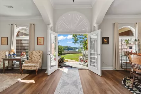 15857 Edwardian Dr, Northport, AL 35475