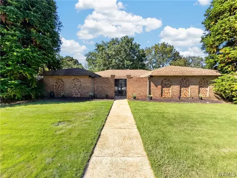 1209 Manora Estates Ln, Tuscaloosa, AL 35405