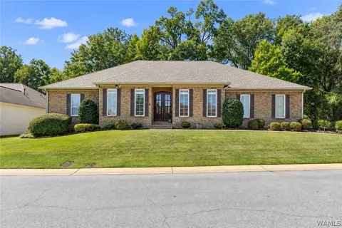 801 Pin Brook Ln, Tuscaloosa, AL 35406