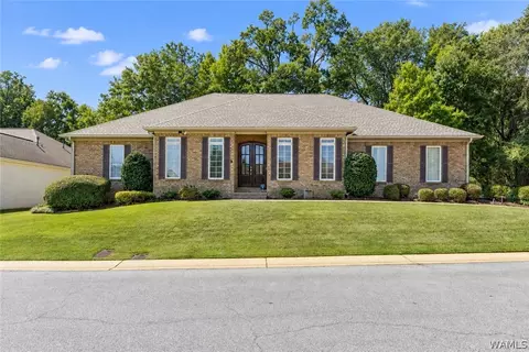 801 Pin Brook Ln, Tuscaloosa, AL 35406