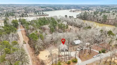 15491 Sandstone Rd, Northport, AL 35475