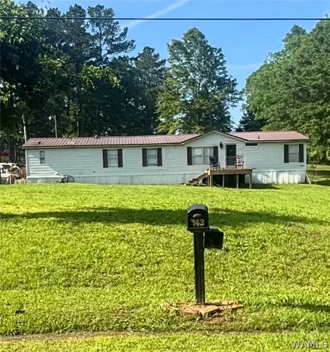 743 Greentree Dr, West Blocton, AL 35184