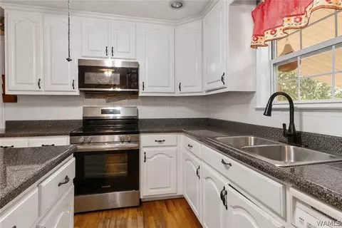 Kitchen - 10 County Road 66, Eldridge, AL 35554 photo 2 of 4