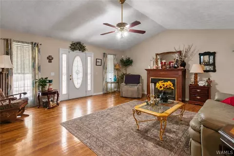 Entry Way - 10 County Road 66, Eldridge, AL 35554 photo 2 of 2