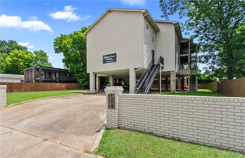 1721 Hackberry Ln #5, Tuscaloosa, AL 35401