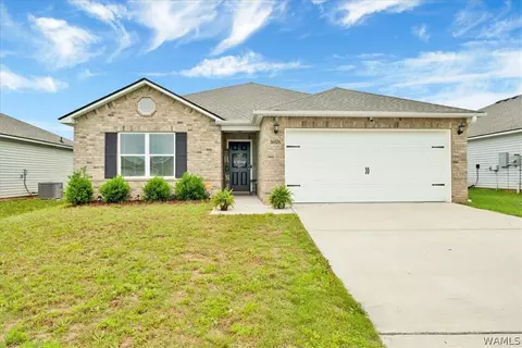 16426 Natchez Dr, Moundville, AL 35474