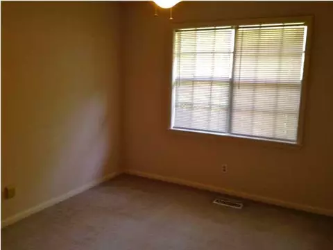 10903 E Manor Dr, Cottondale, AL 35453 photo 8