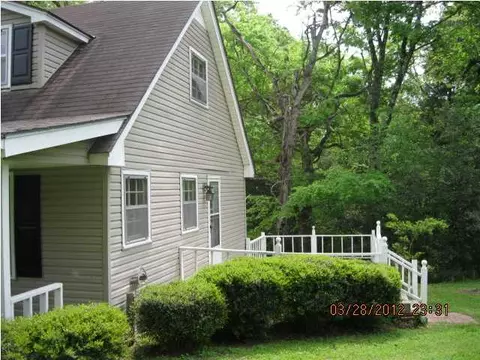 808 Commissioner Ave, Demopolis, AL 36732 photo 9