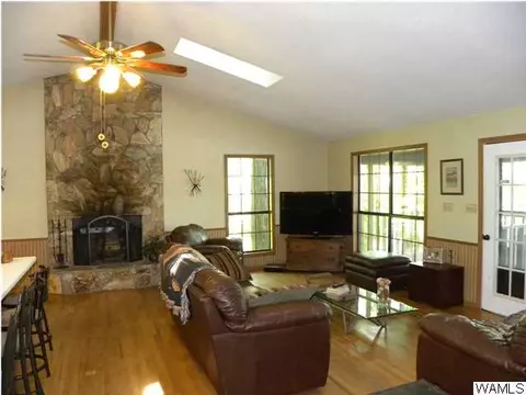 2586 Flag Rd, Eutaw, AL 35462 photo 5