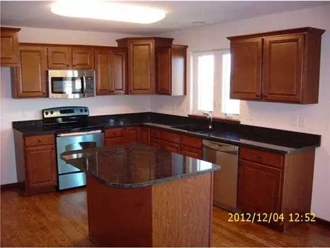 2090 Fieldcrest Ln, Ely, IA 52227 photo 2