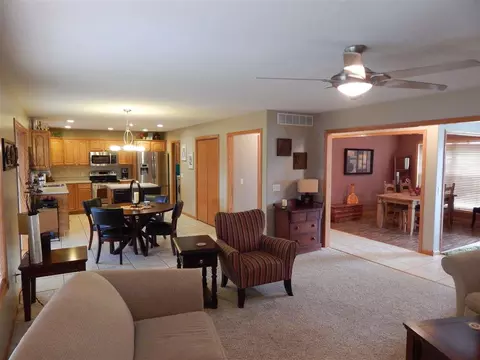 1945 Southbrook Dr, Ely, IA 52227 photo 8