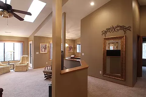 825 E Post Rd SE, Cedar Rapids, IA 52403 photo 10