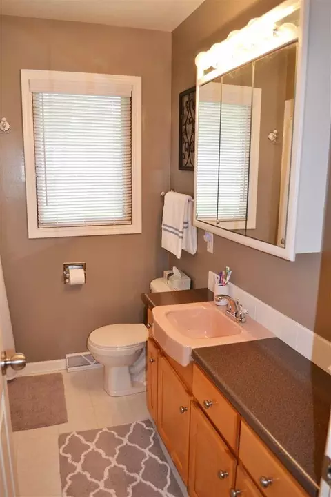 3105 G Ave NE, Cedar Rapids, IA 52402 photo 15