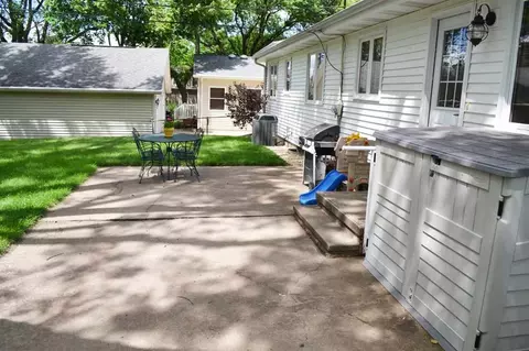 3105 G Ave NE, Cedar Rapids, IA 52402 photo 19