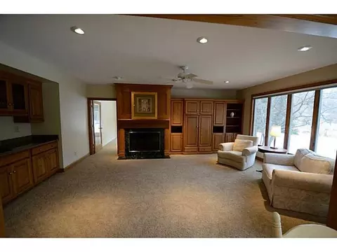 4829 Millbrook Ct NE, Cedar Rapids, IA 52411 photo 6