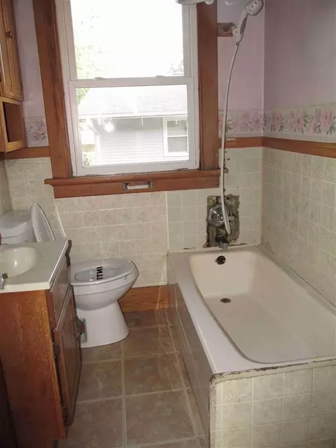 2332 Coldstream Ave NE, Cedar Rapids, IA 52402 photo 8