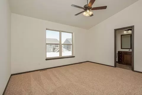 3624 Whitman Ave, Marion, IA 52302 photo 9