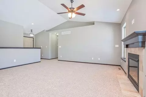 3624 Whitman Ave, Marion, IA 52302 photo 6